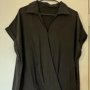 Women's Black Short-sleeve V-neck Blouse